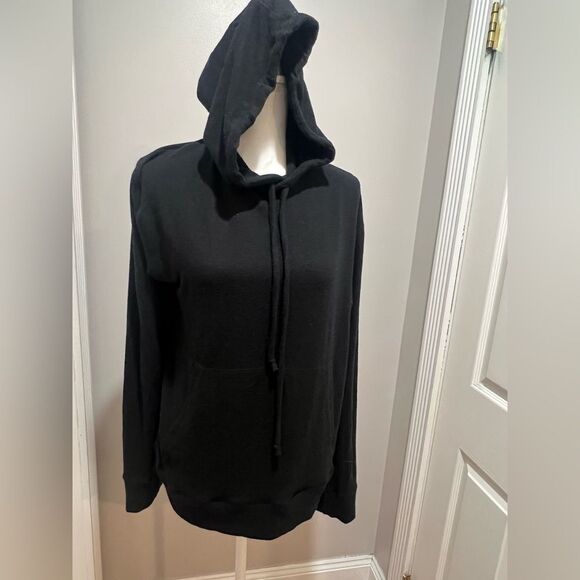 Chaser women's black long sleeve hoodie with kangaroo pocket size large - Picture 9 of 9